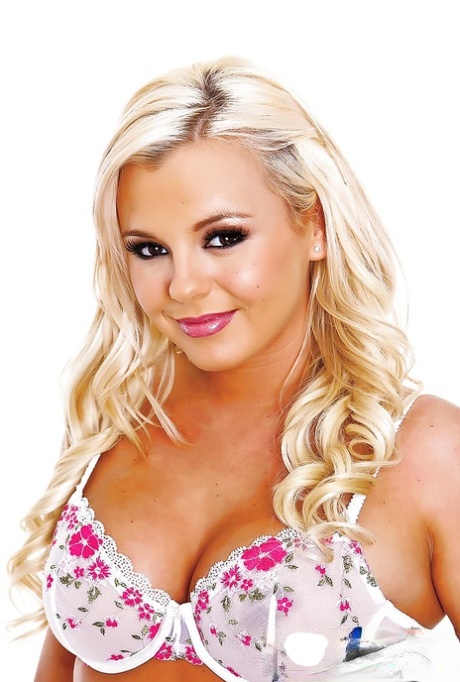 Bree Olson nakenstjärna samling