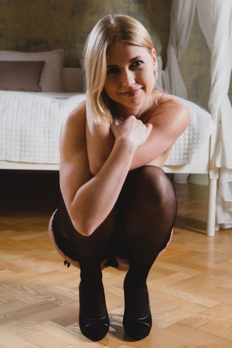 Violette Pure stjärna pornografisk bild